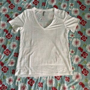 Banana Republic White V-Neck Tee